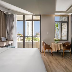 Tashi Ocean Hotel & Apartment Da Nang - Free Gym Access